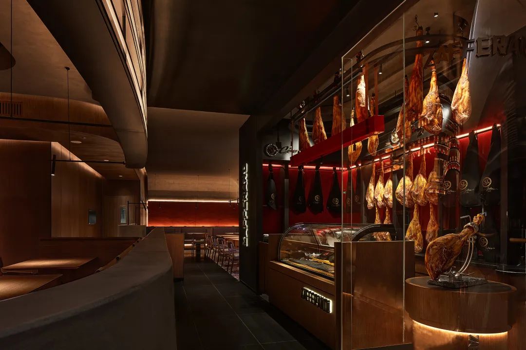 西班牙风情 | 齐聚混合设计打造独特餐饮空间-35