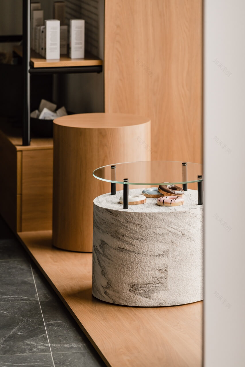 OLIKA Concept Store w Tuszowie Narodowym - showroom pełen ekologicznych produktów - PLN Design-8