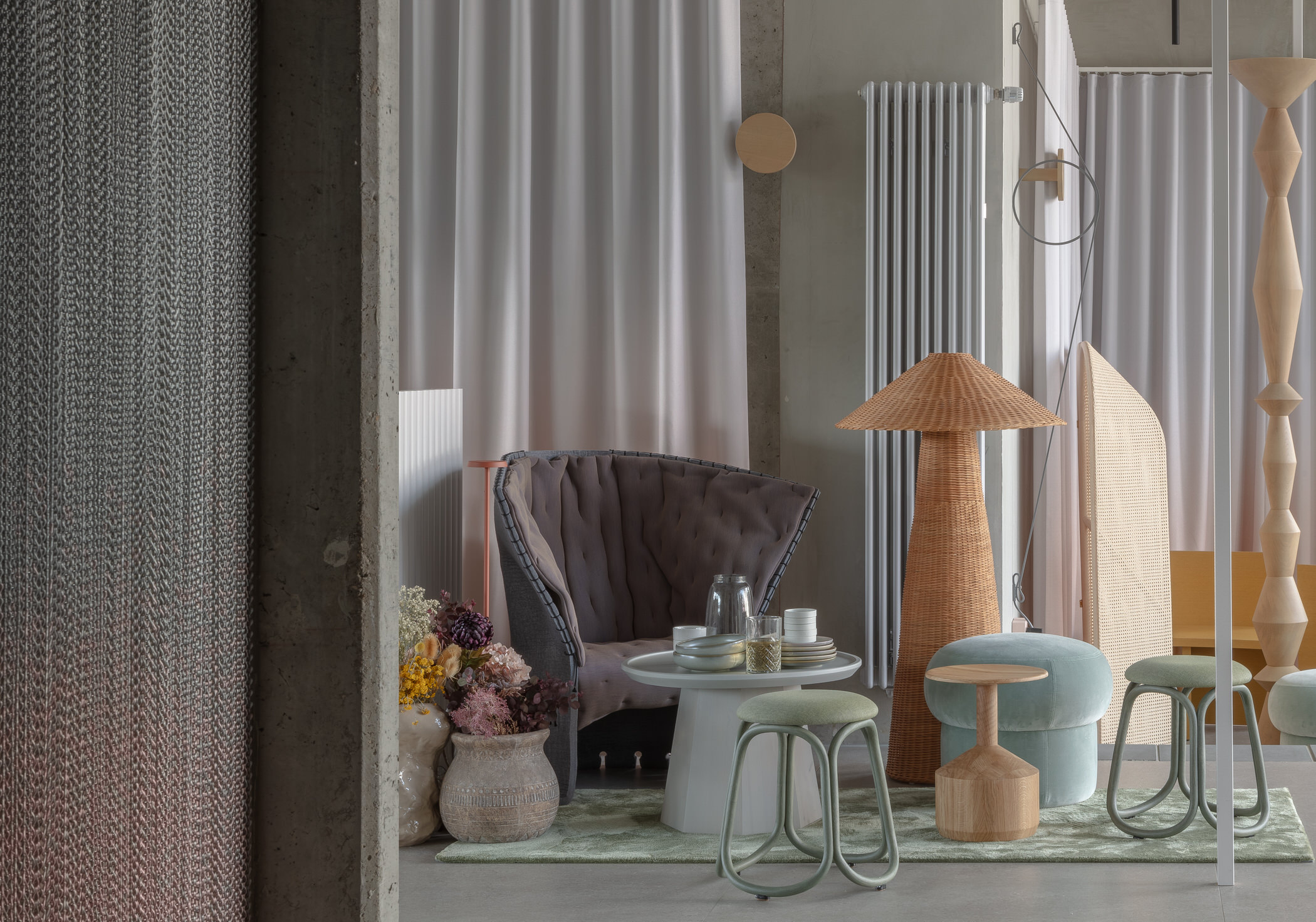 Liminal Space: East Side Gallery Berlin Hotel by Grzywinski+Pons.-14