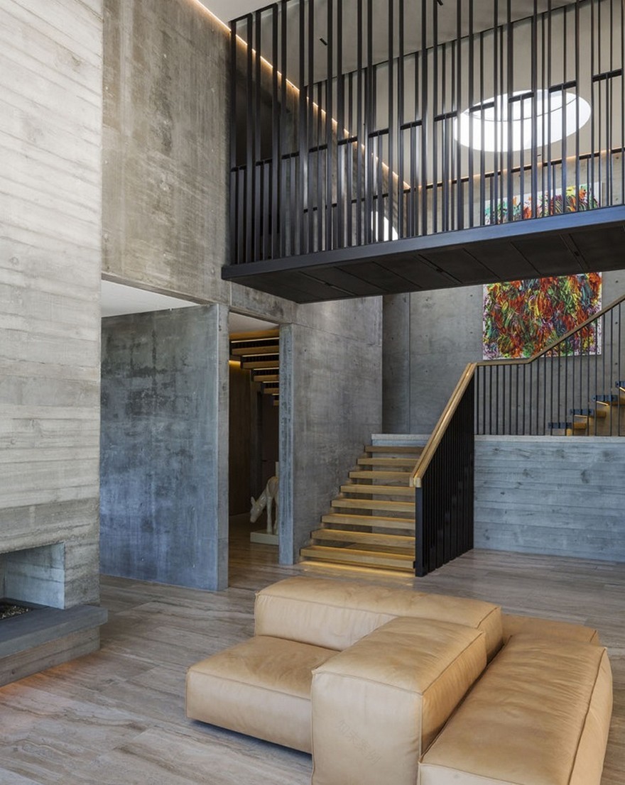 Massive Concrete Home on a Cliff Above Hobson Bay-14