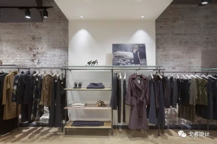 英国风情高档服饰概念店设计-10
