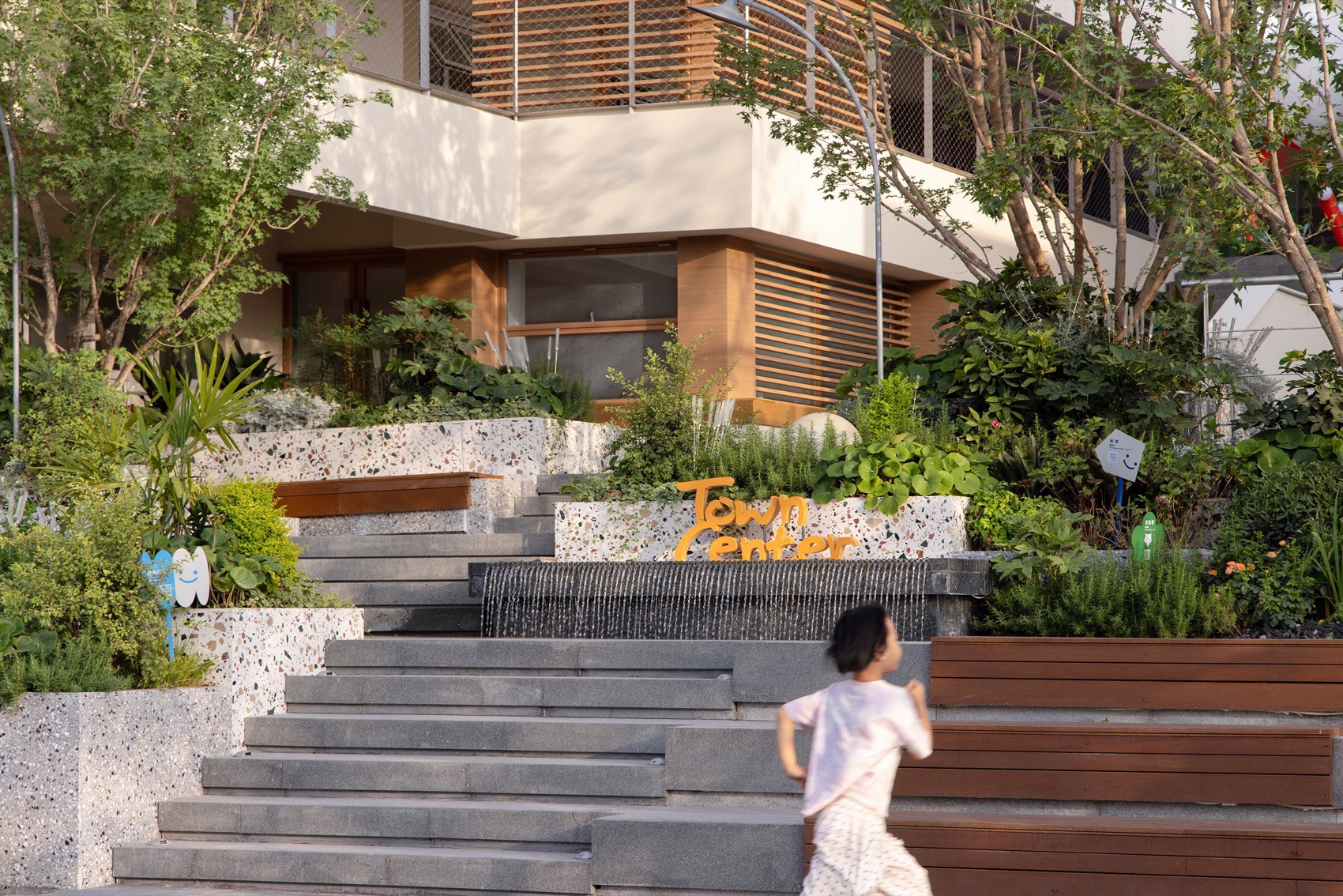 西安万科理想城北区小镇中心·池岛丨中国西安丨成都九十建筑设计有限公司-26