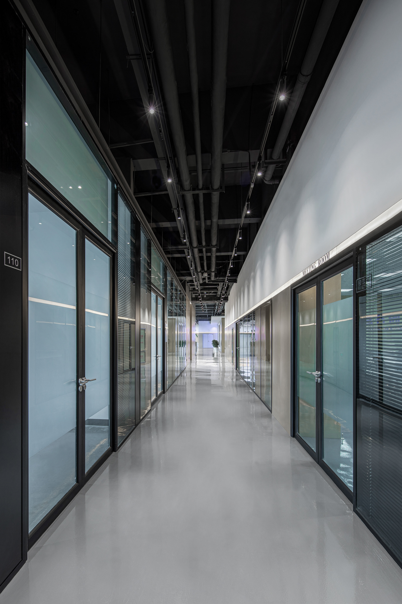 Darron 孵化中心丨中国青岛丨balbek bureau-24