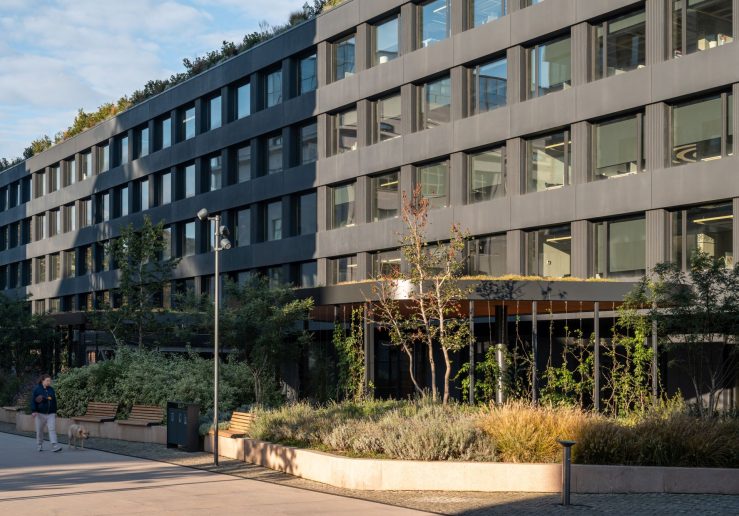 K区庭院改造为开放式工作休闲空间项目丨贝尔格莱德丨FOUR+,Main Architects-23