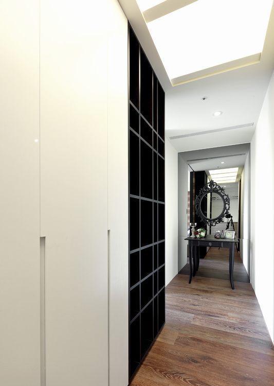 公园绿意中的亮彩活力空间-20