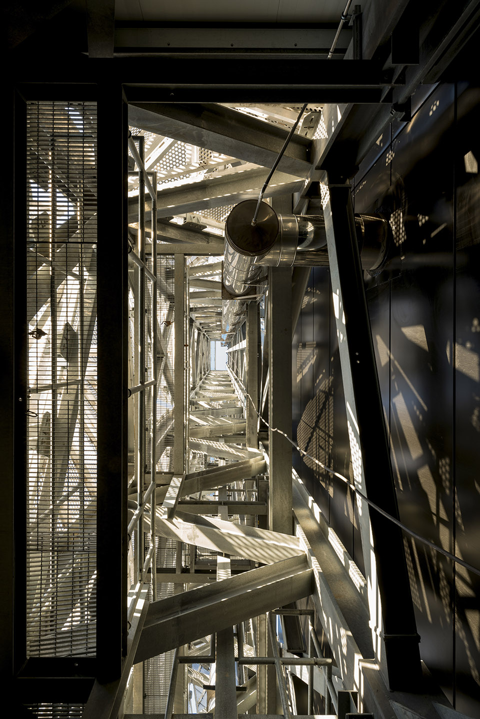 “光之斗篷” - 格林威治半岛低碳能源中心 / C. F. Møller Architects-40