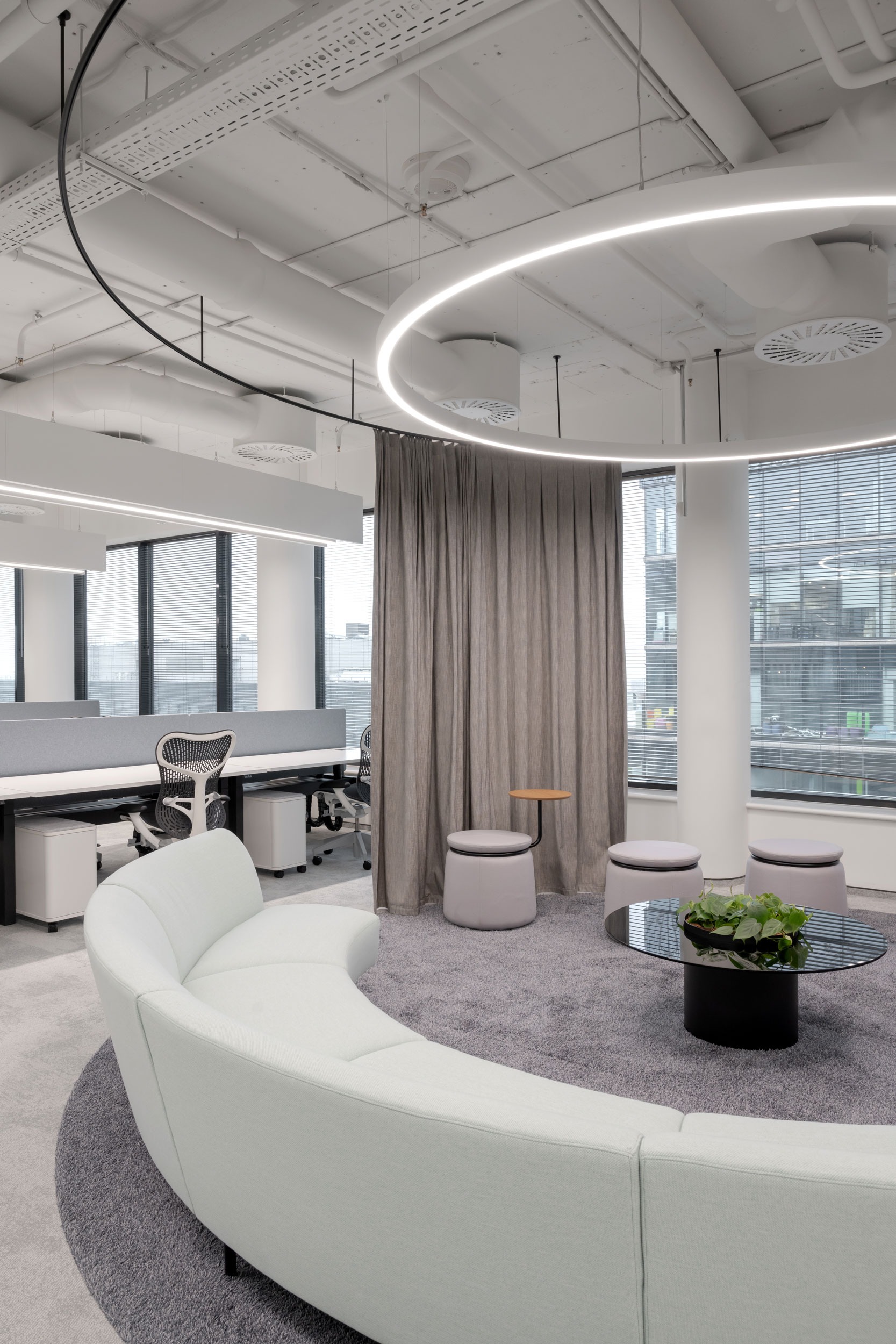 BNP Paribas Technology | 开放式办公空间引领行业新潮流-37