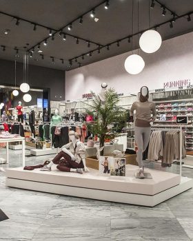 CISALFA罗马店铺女性区域改造及鞋墙翻新丨意大利罗马丨Valentina Elmiger