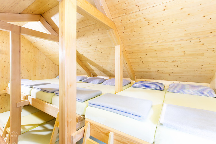 阿尔卑斯山野营站-12