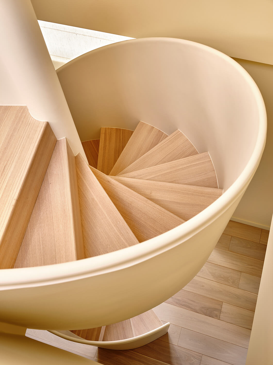 莫斯科色彩鲜艳的现代公寓丨俄罗斯莫斯科丨Well Done Interiors-42