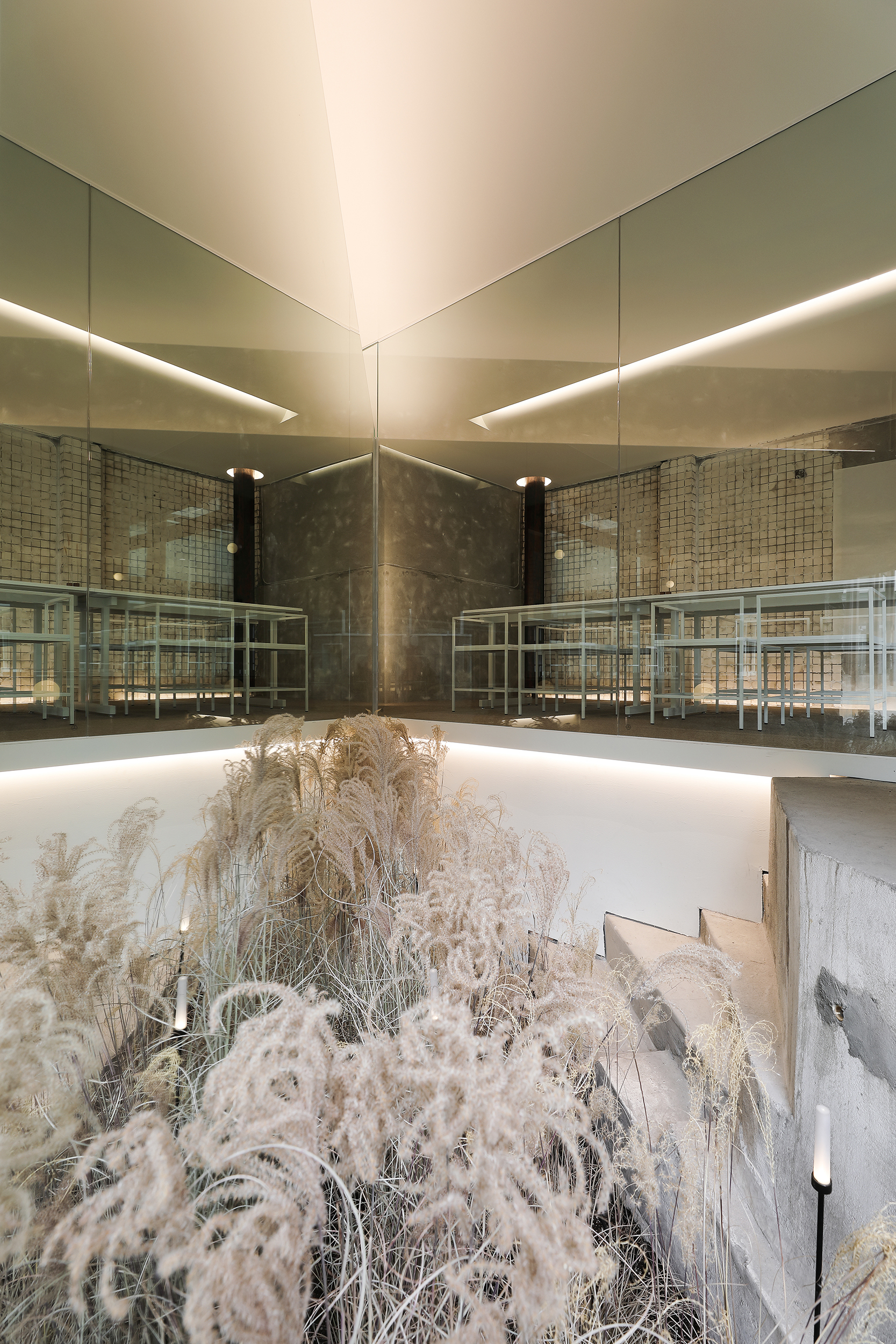 Dongnip Milbang Restaurant / Design Studio Maoom-42