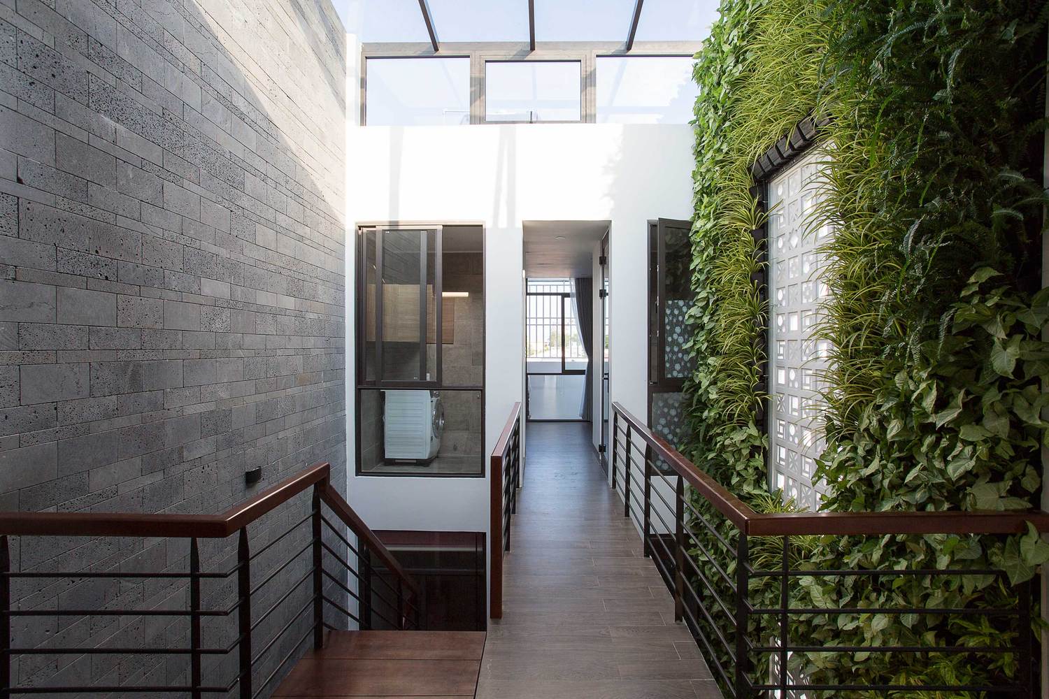 越南联排别墅的绿色生活空间-52