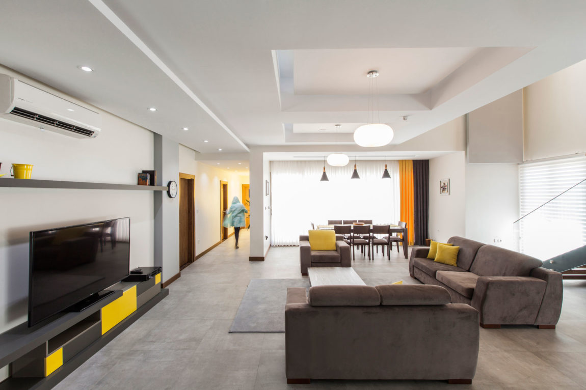 伊朗 Damavand 镇黄色调极简主义住宅设计-12