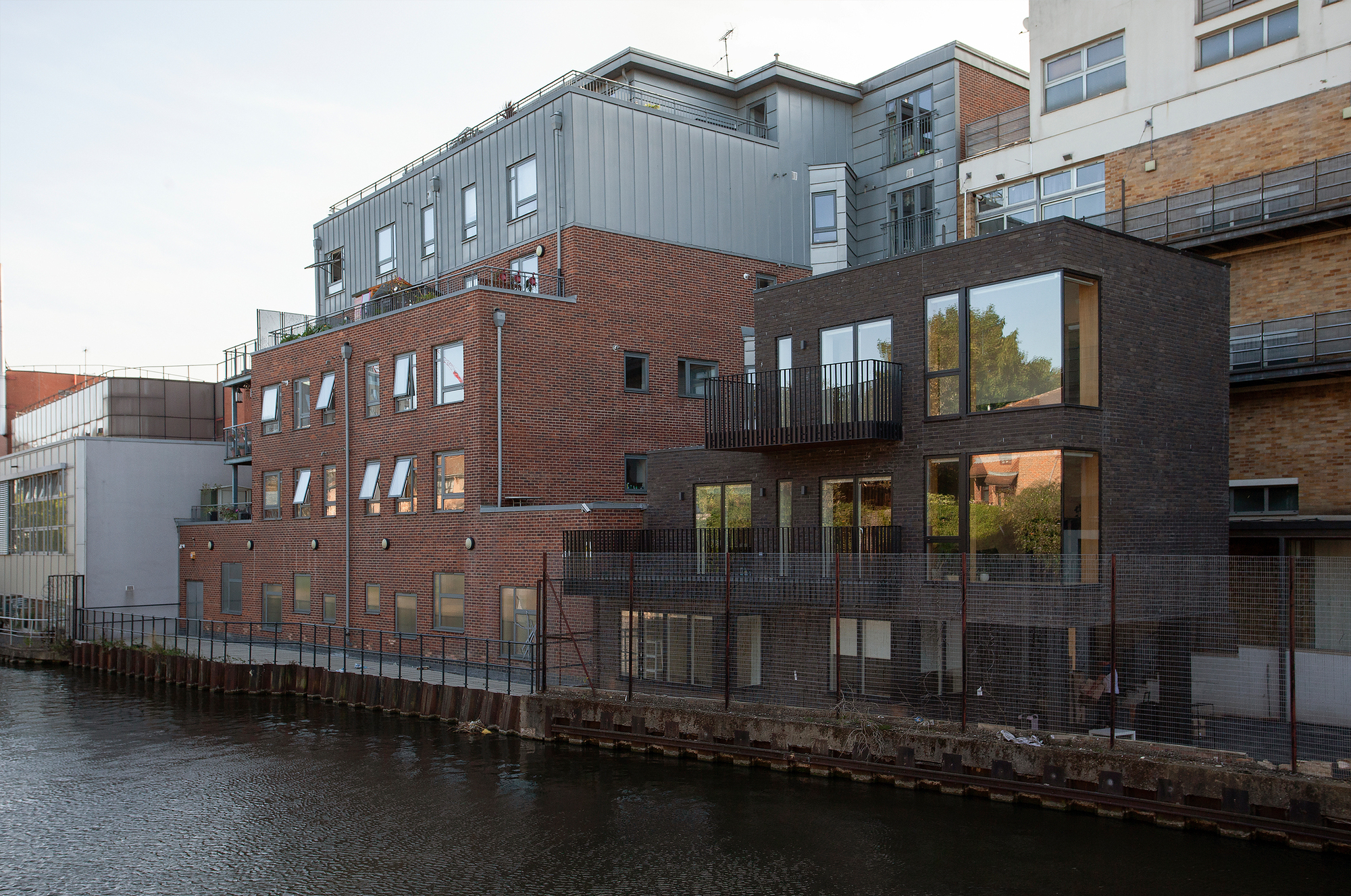 塔苏联合运河大厦丨英国-33