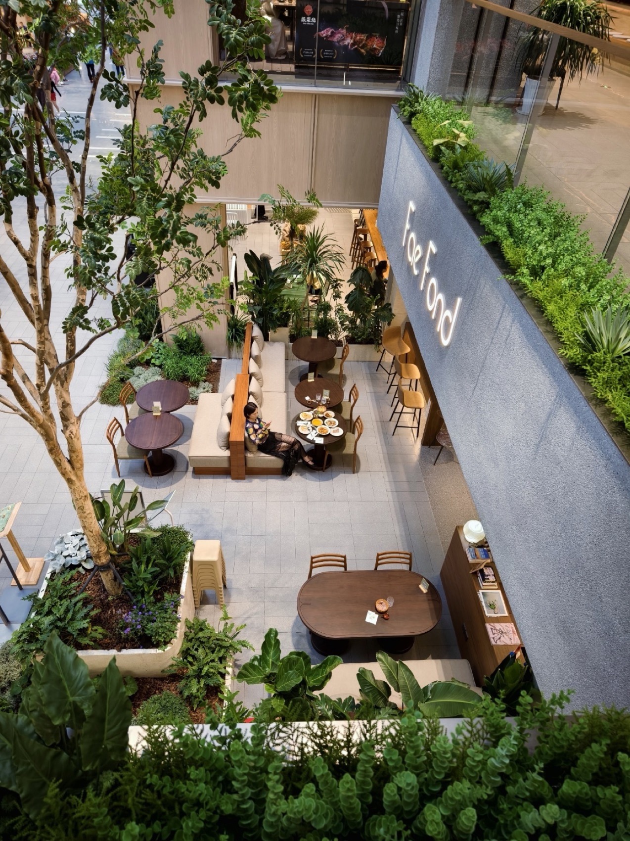 重庆龙湖北城天街B馆L4层室内景观营造丨中国湖北丨物候设计（重庆物候景观规划设计有限公司）-37