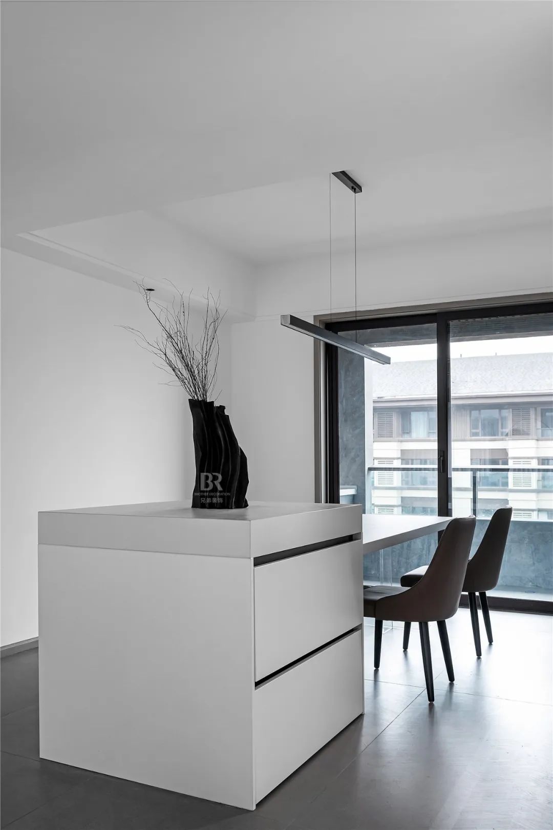 简约至上 · 年轻夫妇的舒适之家-46