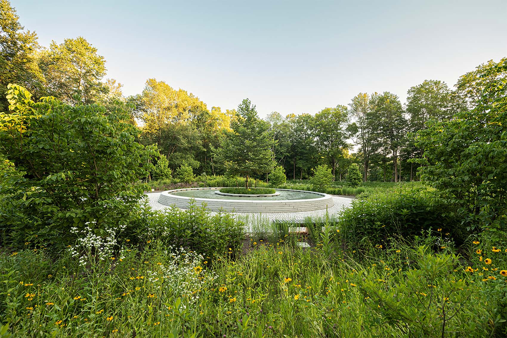 桑迪胡克“林间空地”纪念园丨美国康涅狄格丨SWA Group-5