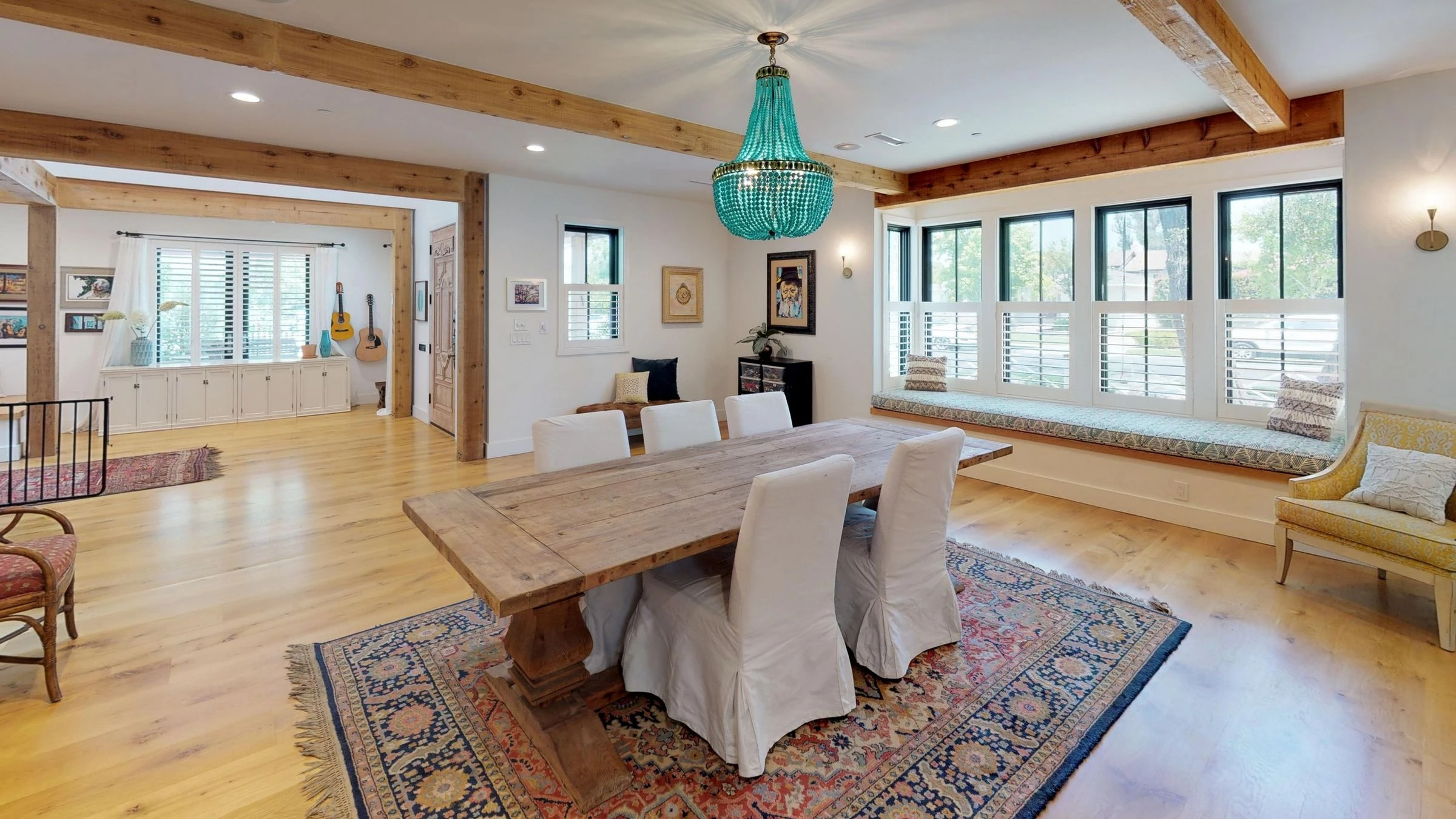 加州阳光下的现代农舍之家-14