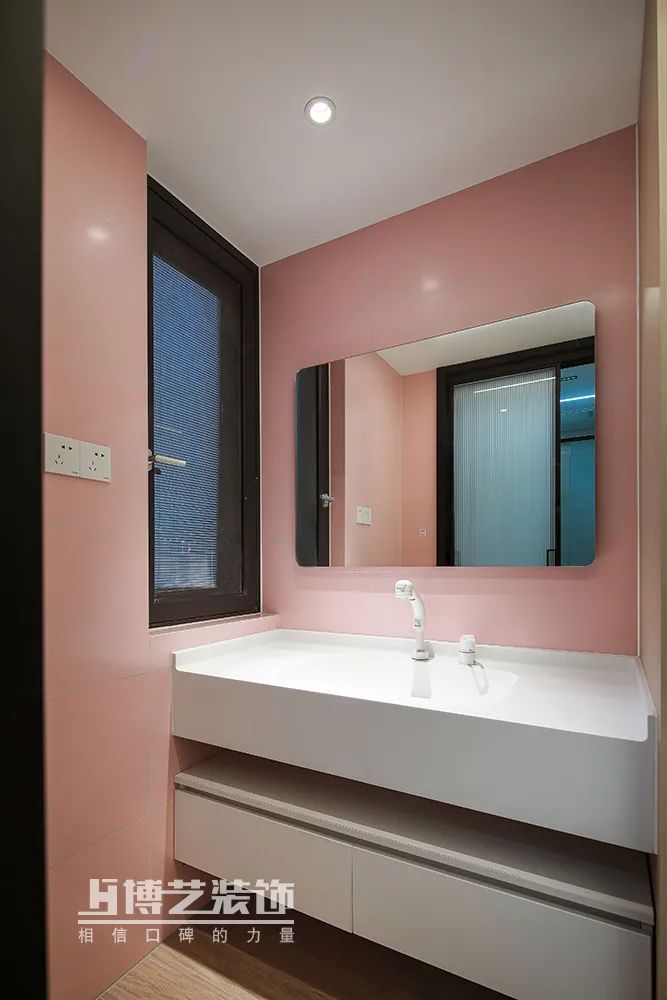 奶油风河畔名邸,春日浪漫居家空间丨博艺装饰-46