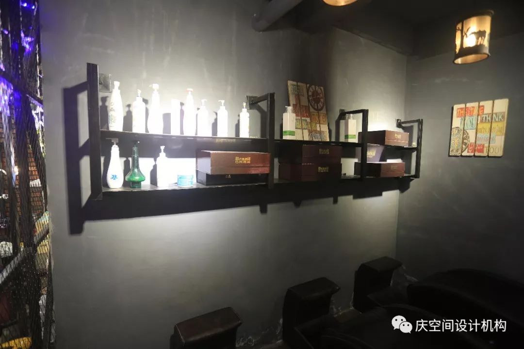 洛阳 LJ 烫染潮店,黑铁工业风的设计魅力-18