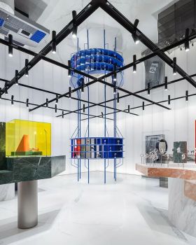 杭州 MOMIC 手表集合店，现代空间中的古典与未来碰撞