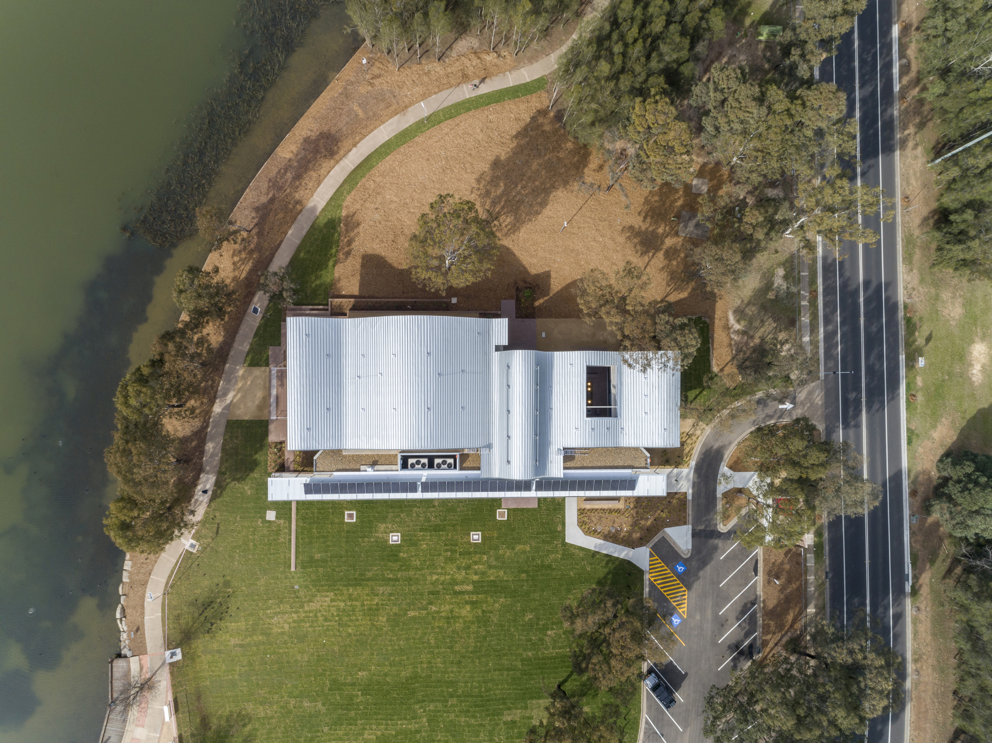 Woodcroft Neighbourhood Centre / Carter Williamson Architects-46