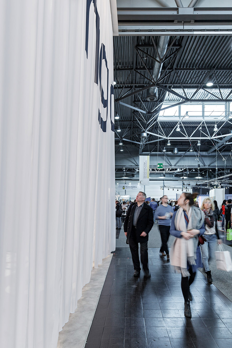 2018莱比锡书展匈牙利馆 / Hetedik Műterem Kft.-35