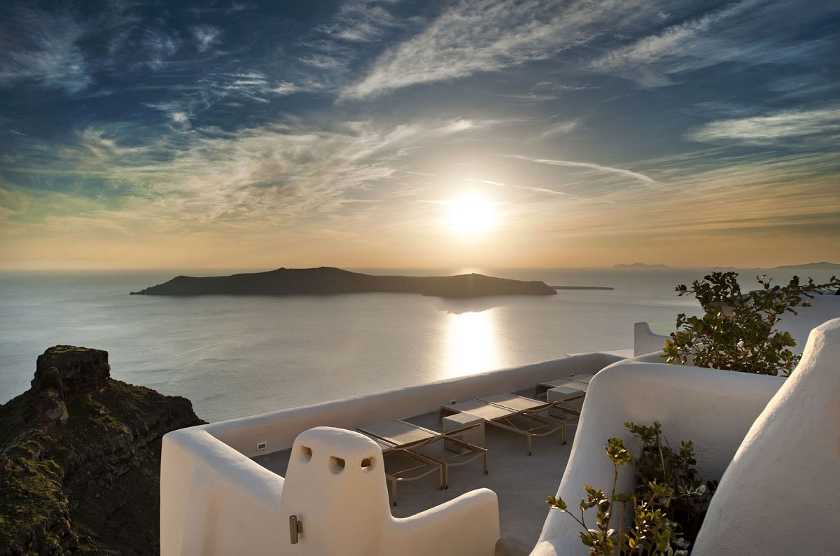 Resort in Santorini with Wonderful and Romantic Views-22