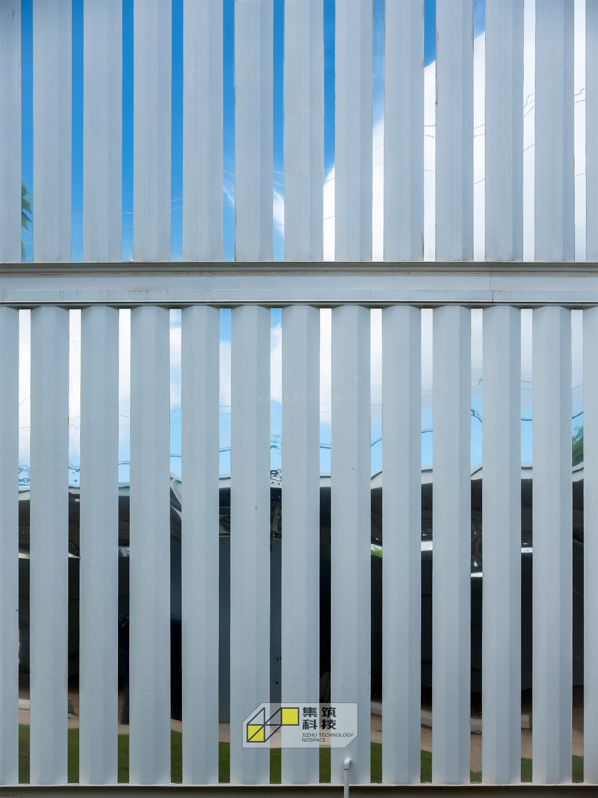 松鼠公园纯白镜面集装箱民宿丨美国俄克拉荷马城丨AHMM 建筑事务所-27