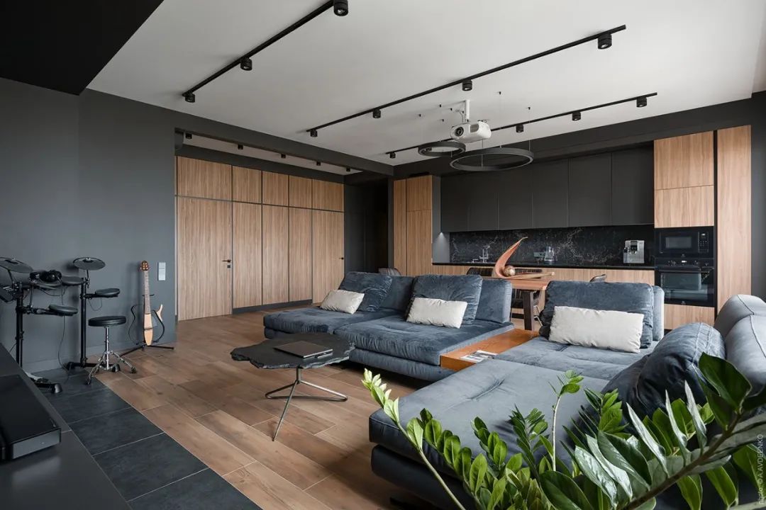 圆形通道串联生活空间，116㎡现代私宅魅力非凡-8