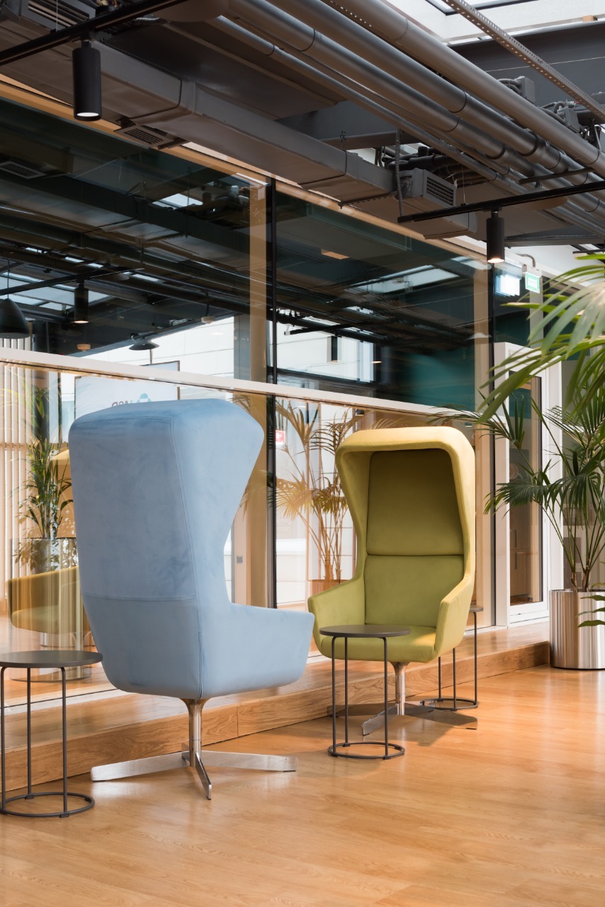 艾欧泽亚设计公司打造舒适温馨的住宅空间-6