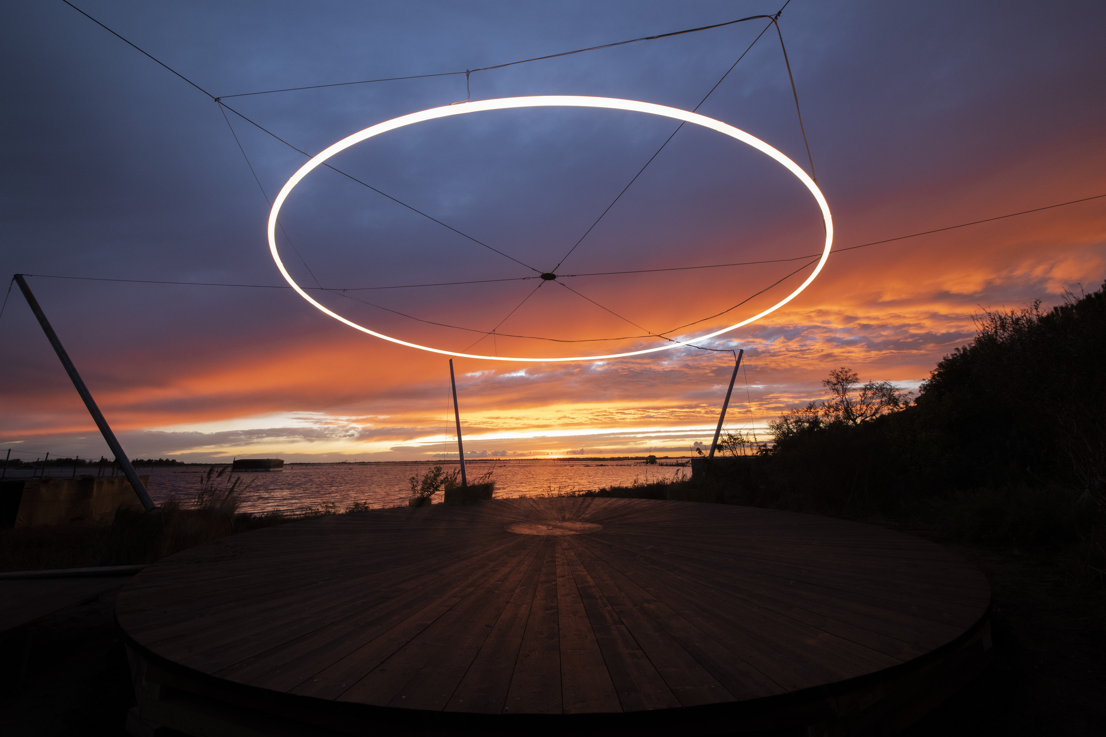 “和谐祭坛”——自然与建筑的共生之美-18