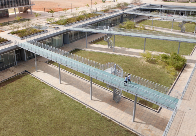 阿戈斯蒂纽·内图大学校园建设项目丨安哥拉罗安达丨Perkins+Will-39