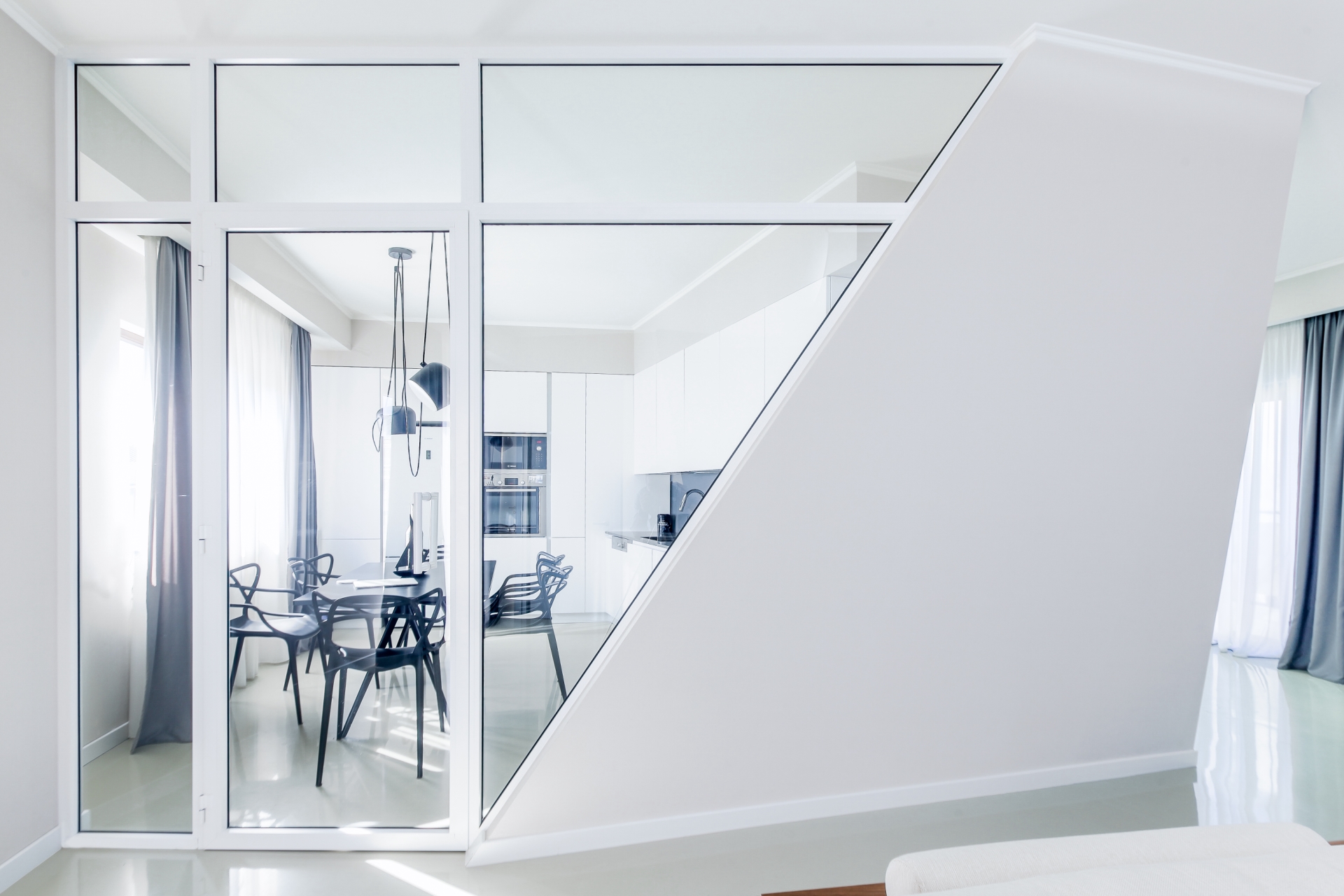 倾斜空间中的美学探索-8