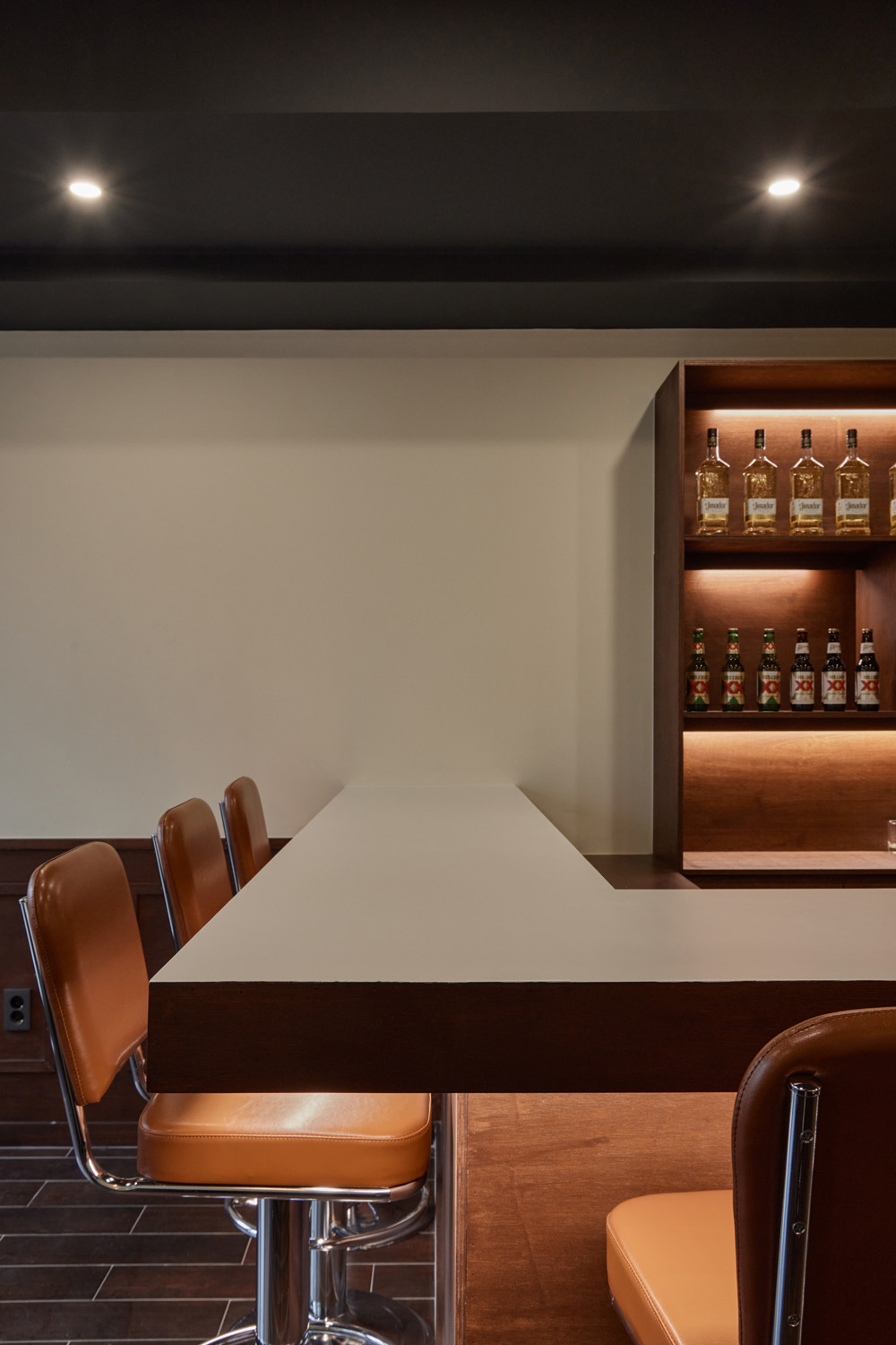 极简白橡木餐厅 | 温馨与自然的完美融合-18