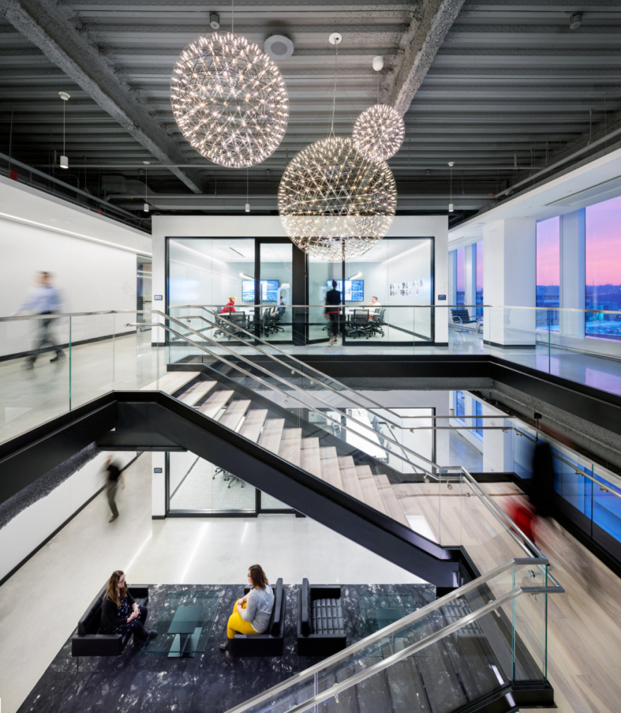 HDR 总部-- 奥马哈,现代设计美学打造混合办公空间-12