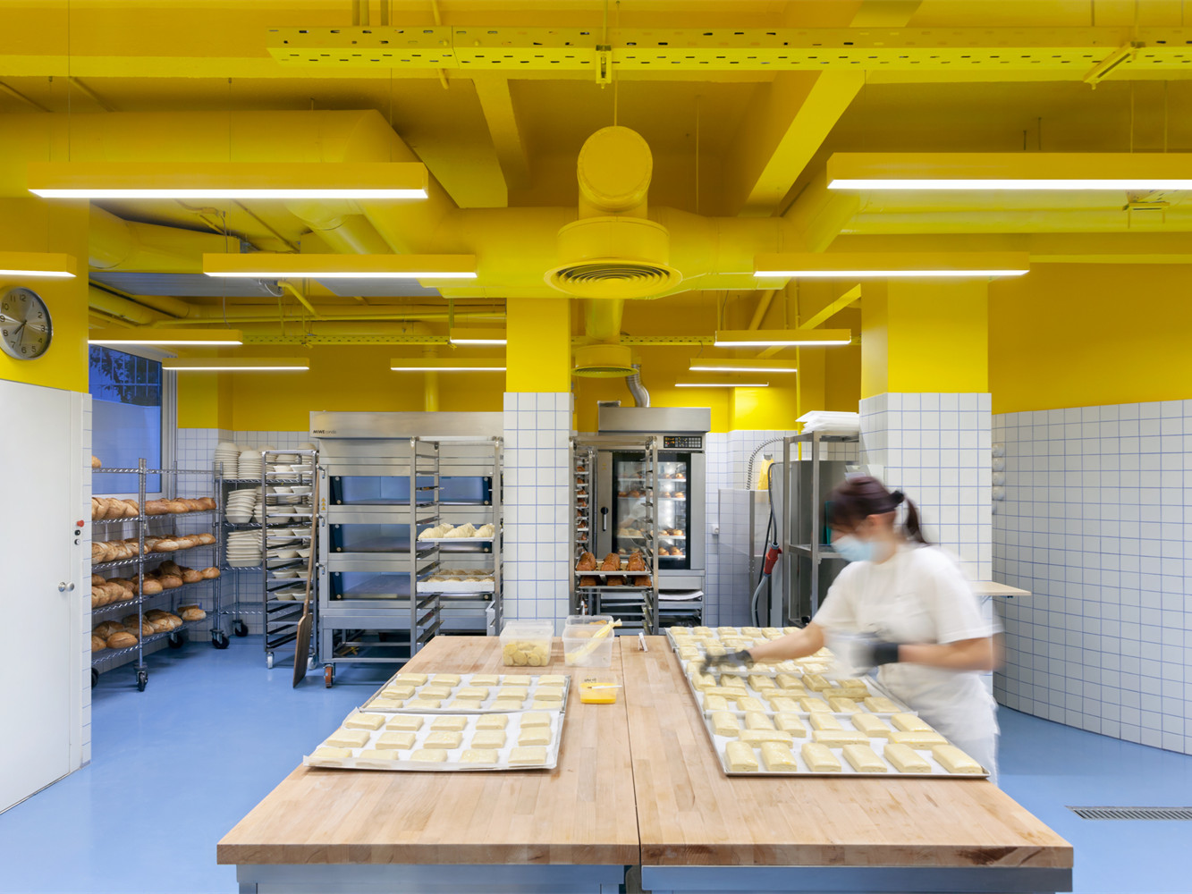 希腊 Kora 面包店丨enroutearchitecture-3