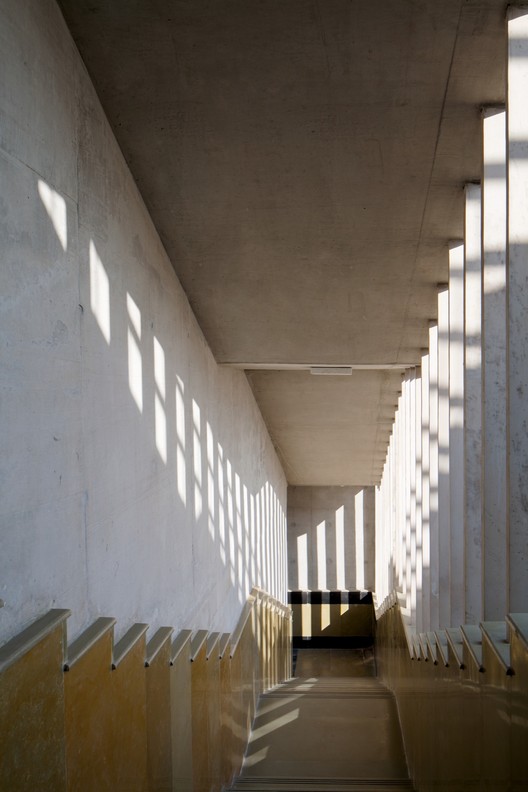 新德里 ICRIER 办公大楼 | 自然通风与环保设计-11