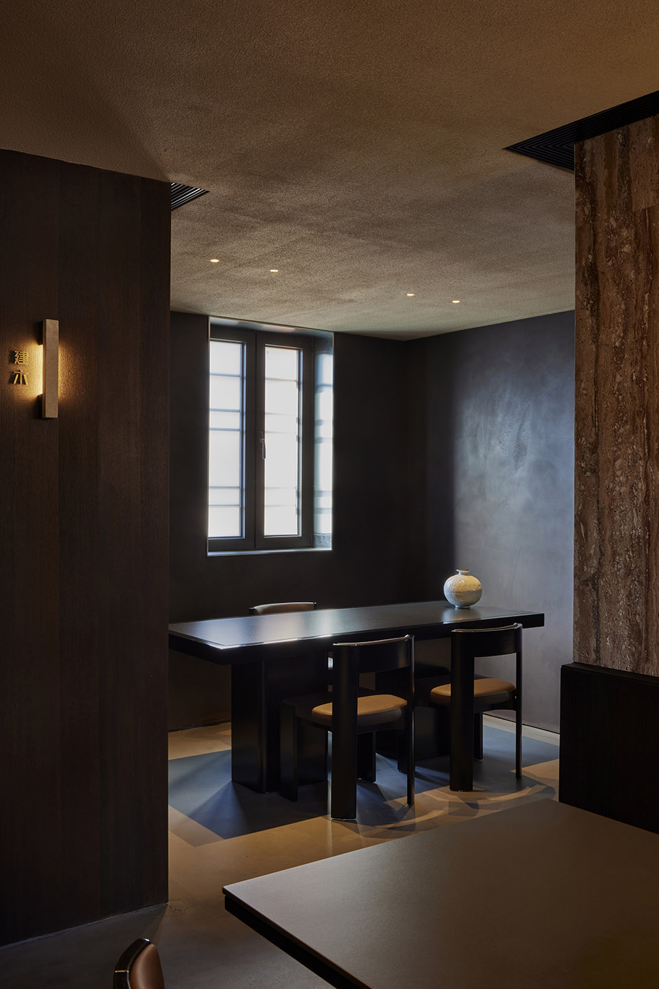 “葱茏”餐厅丨中国南京丨八荒设计团队-83