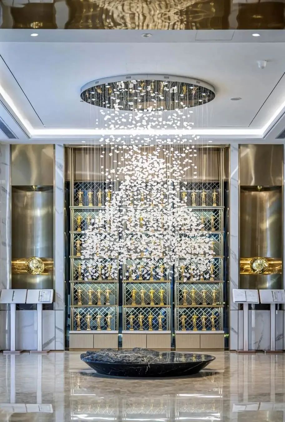 太原中铁诺德逸宸云著售楼处·星作 | 传统与现代的和谐共舞-8