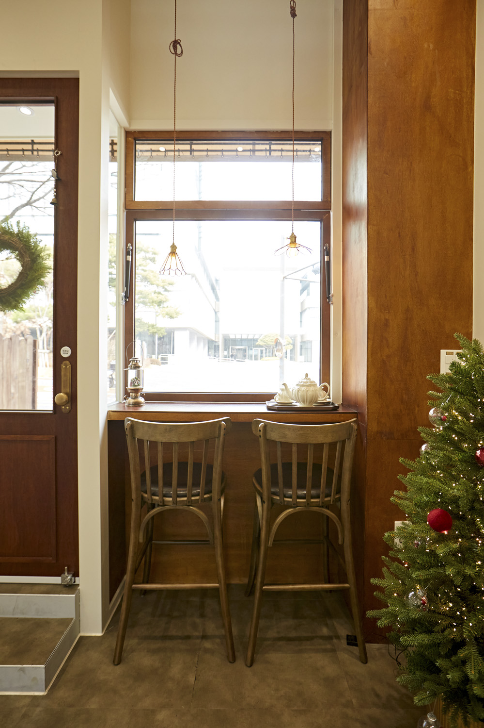 温暧氛围的 11 坪咖啡厅设计-9