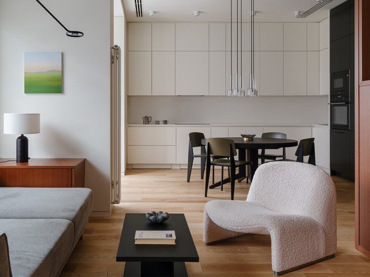 Art Alibi: квартира в красках природы на берегу Москвы-реки-19