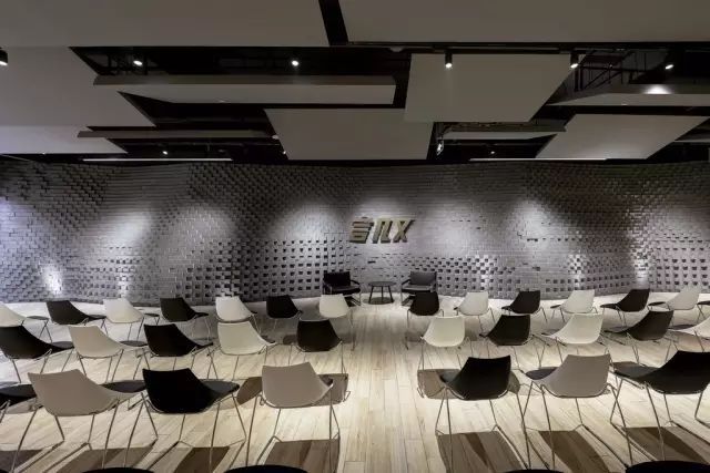 造梦空间 | 遨游太空中的读书体验-66