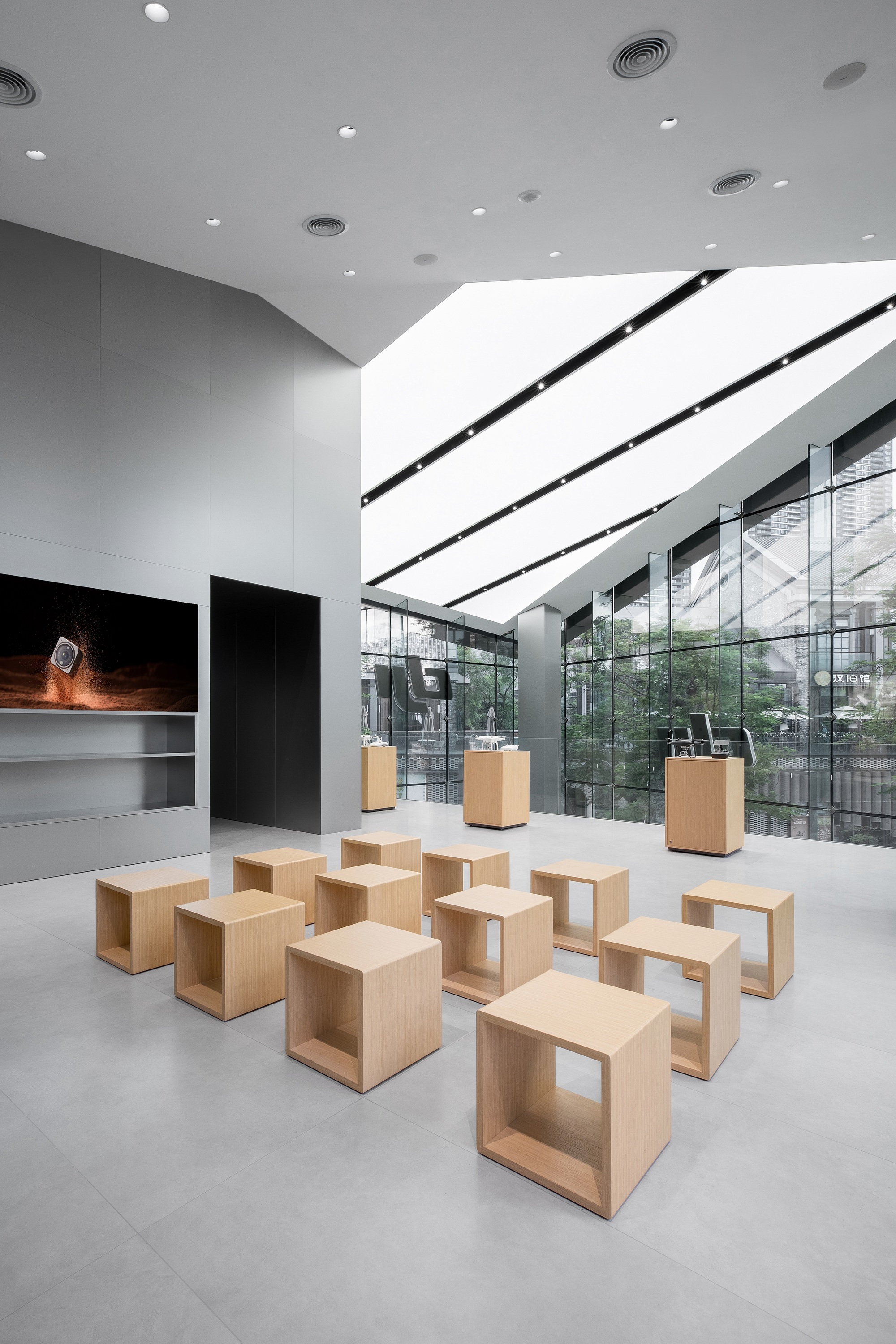 大疆线下零售店丨中国佛山丨E Studio 壹所设计-14