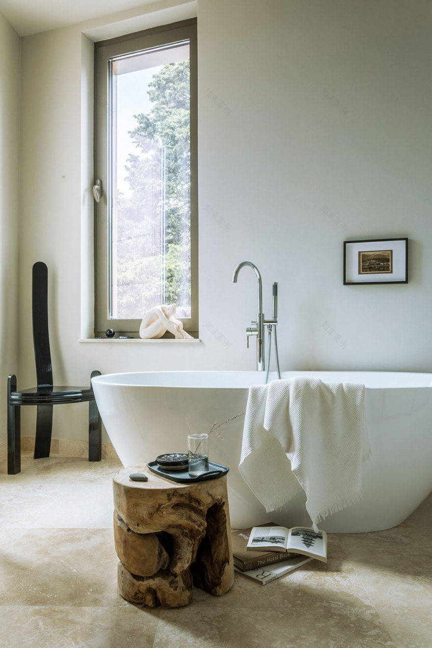 雅尔塔海景公寓 | 东方韵味与宁静海景的完美结合-11