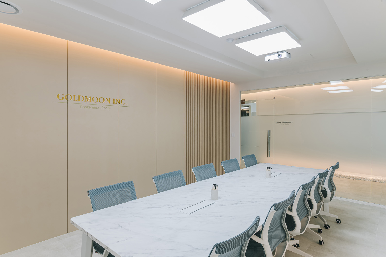 150 平现代高级通讯公司办公室设计-28