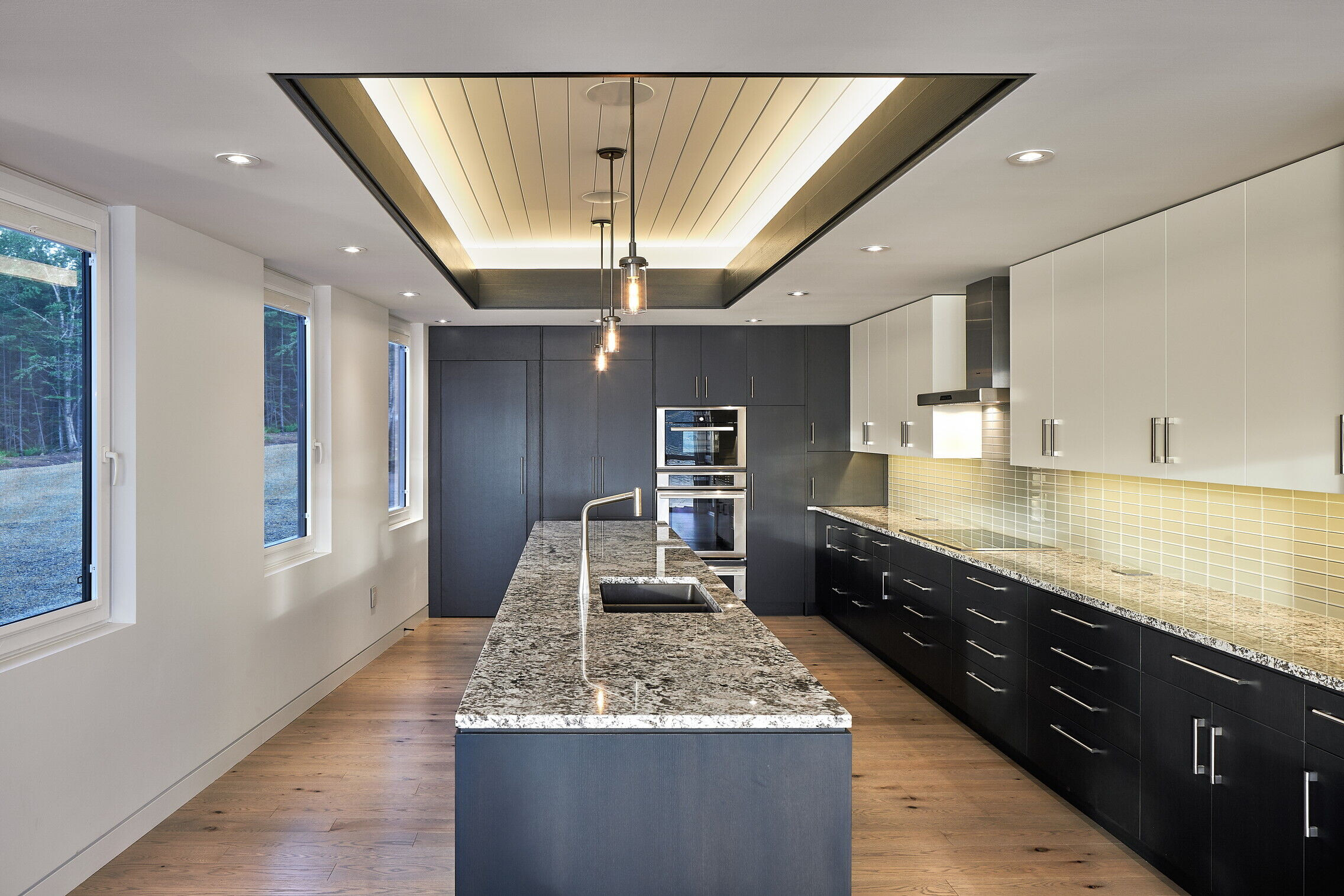 北美“里约热内卢”湖畔的绿色诗意居所-19