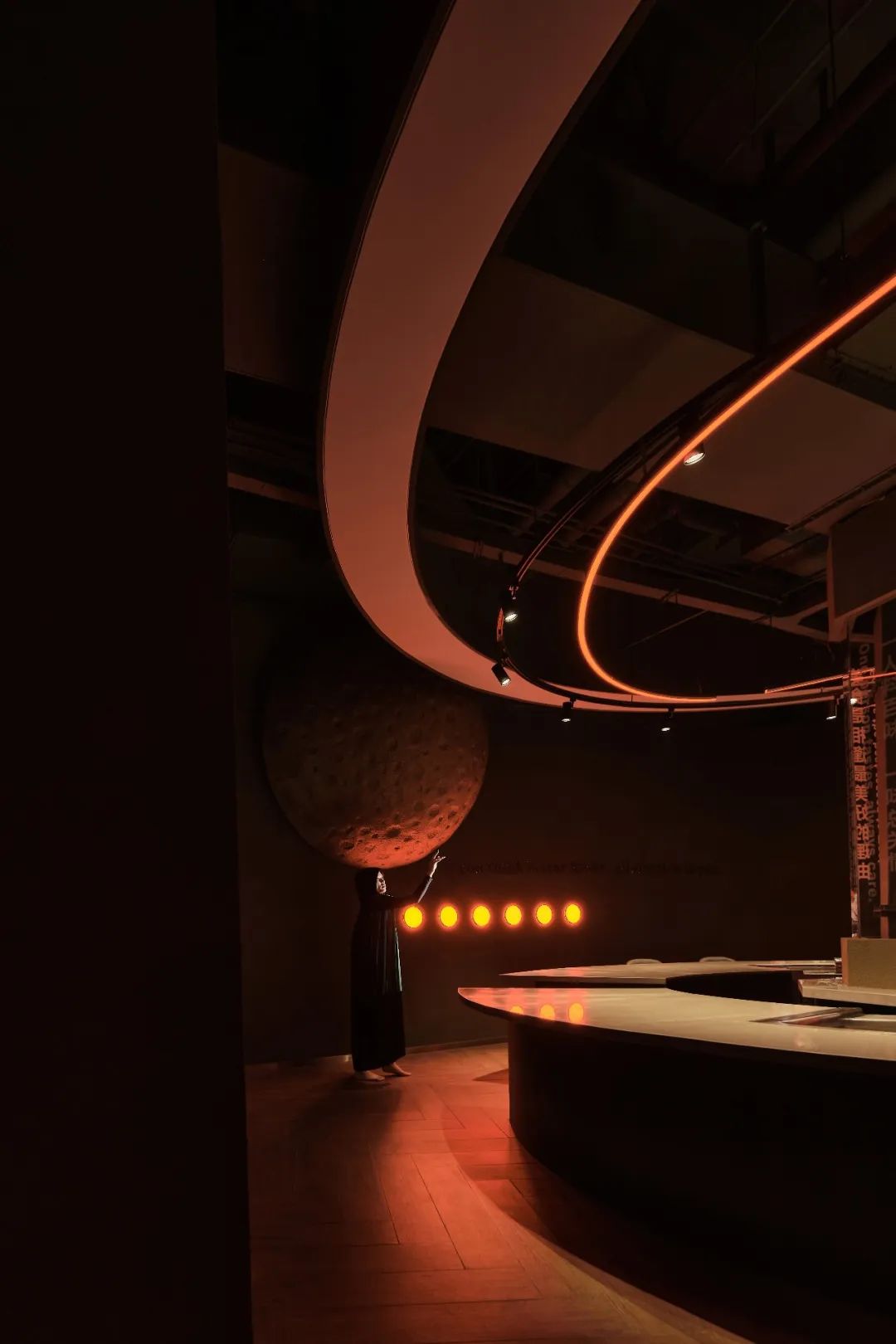 伊兹铁板烧丨中国南京丨南京奇点室内建筑设计有限公司-8