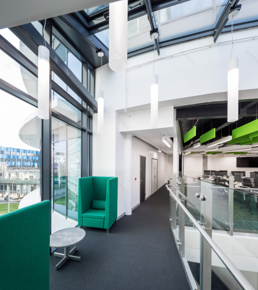 英国诺桑比亚大学计算机信息服务中心大楼-10