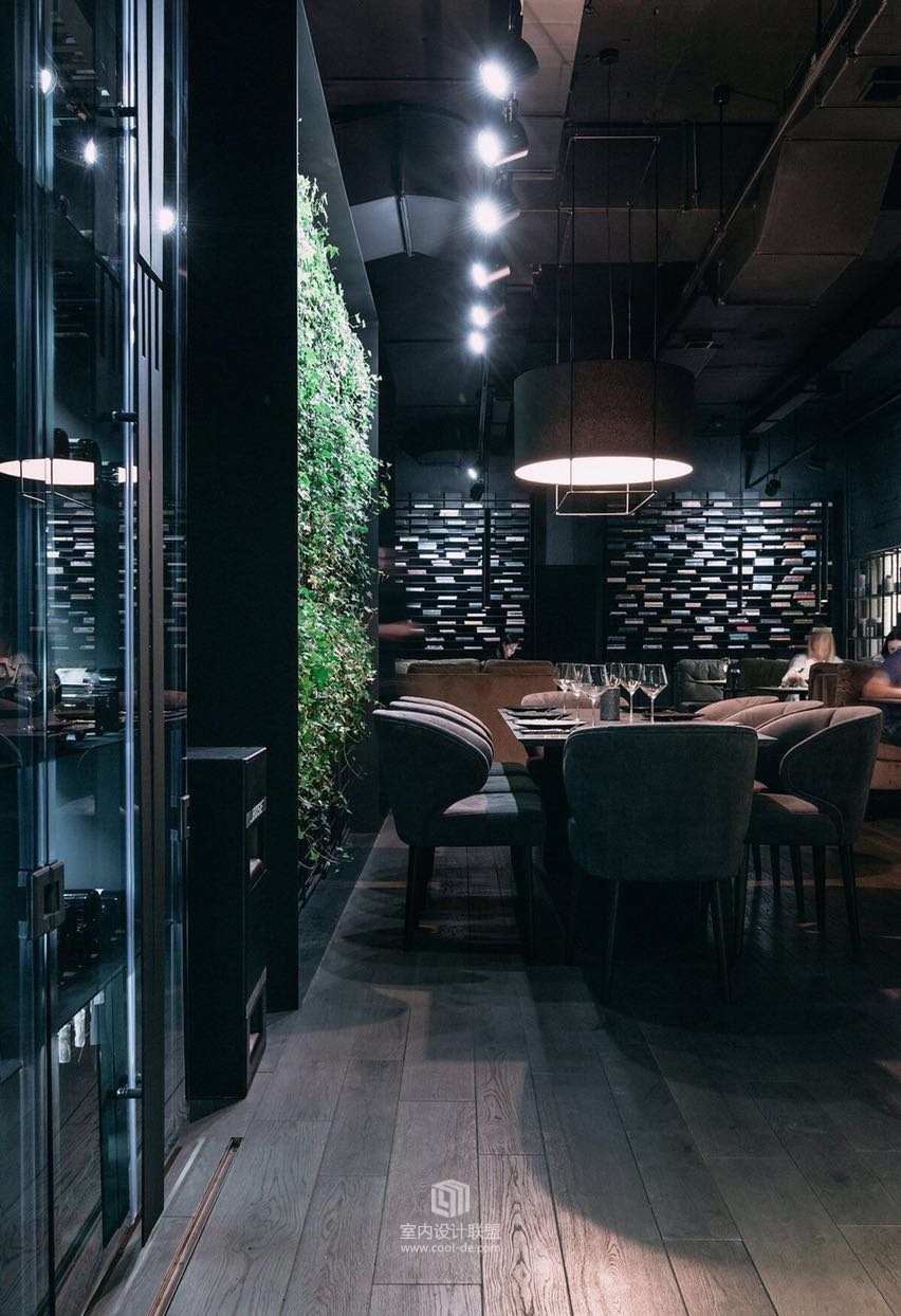 Tolstiy&Tonkiy餐厅-Yodezeen Design-33